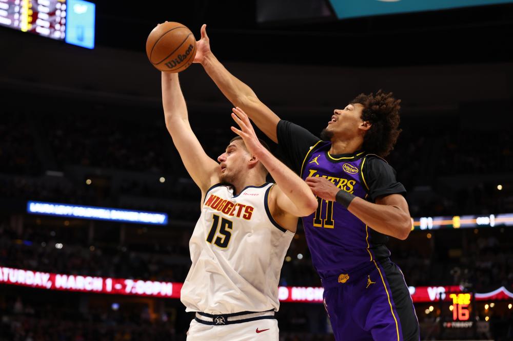 人激动的起 人激动的起