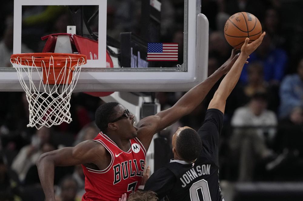 海报的背后 海报的背后