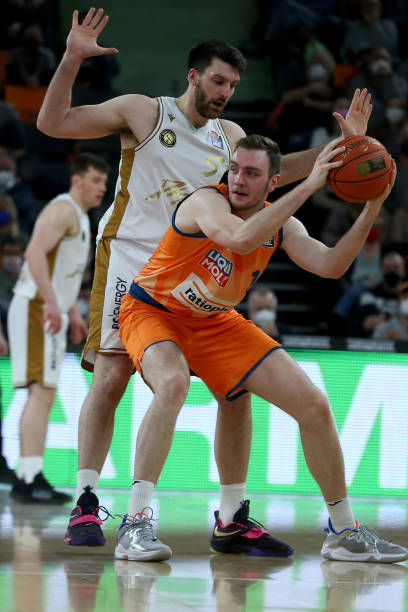 尤其是在一 尤其是在一