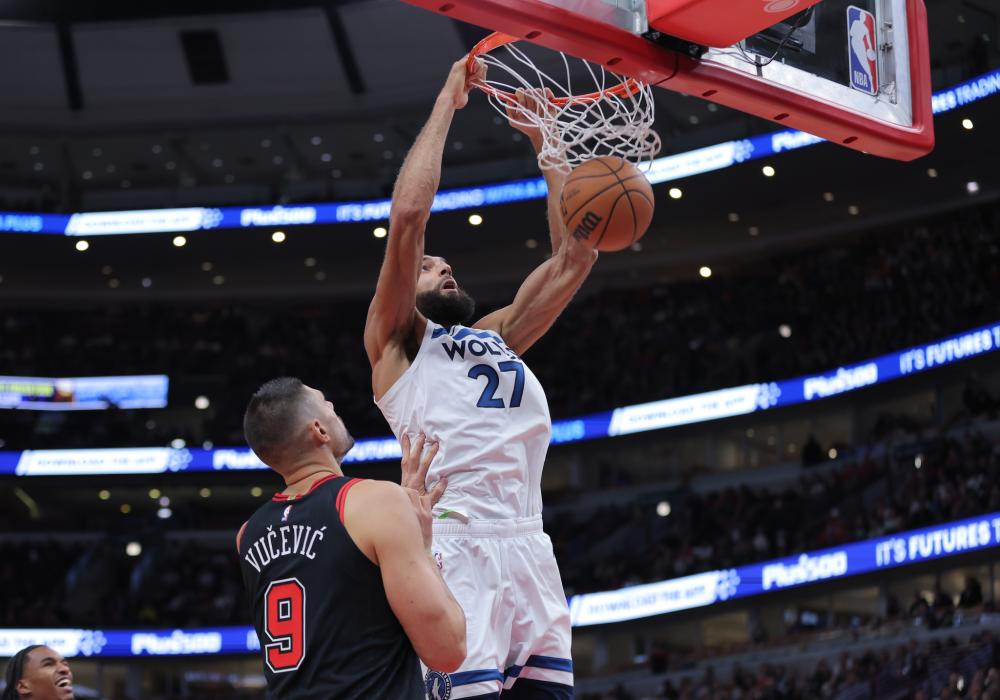 更引发了公 更引发了公